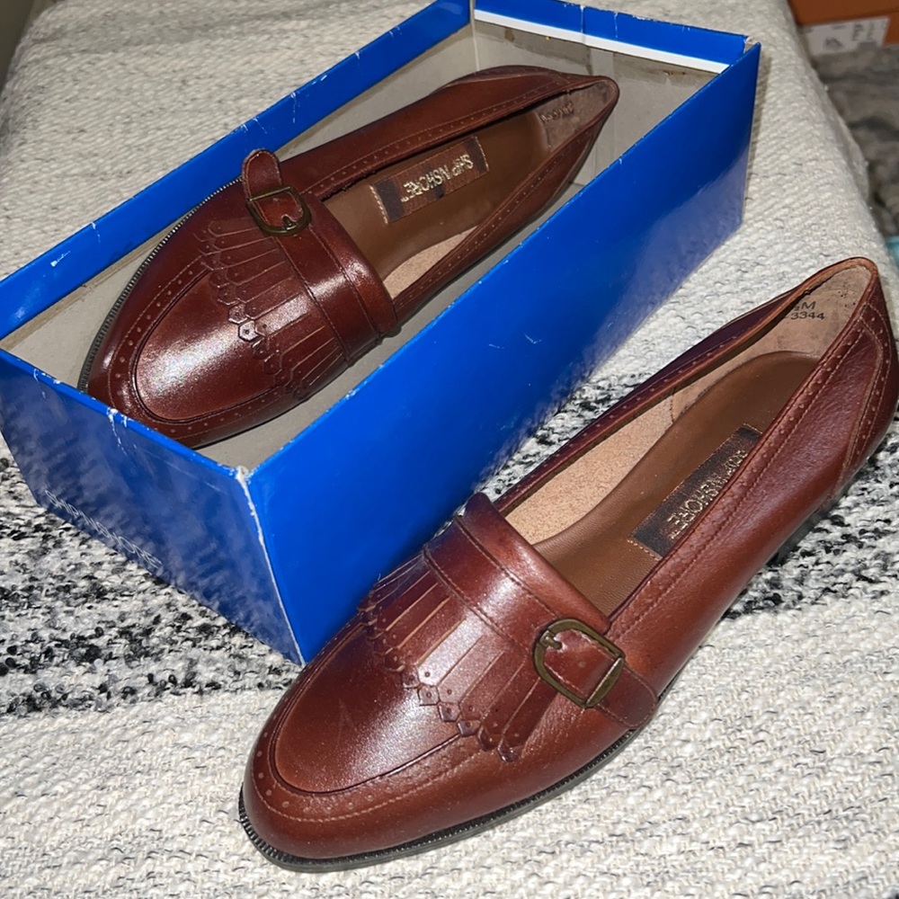 Slip n’ Shore Leather Women’s Dress Shoes
